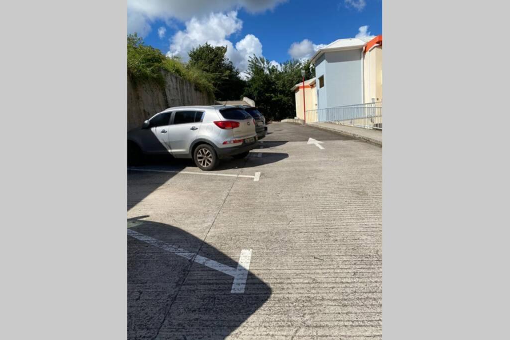 L' Aure Le Lamentin Exterior photo